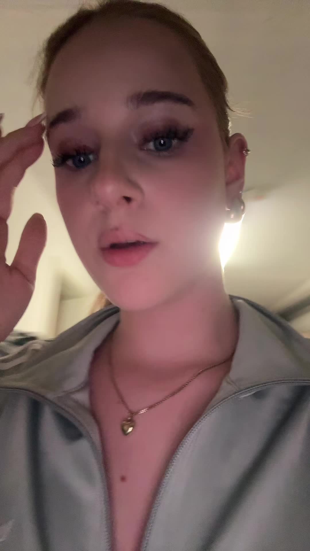 @Emily🪽