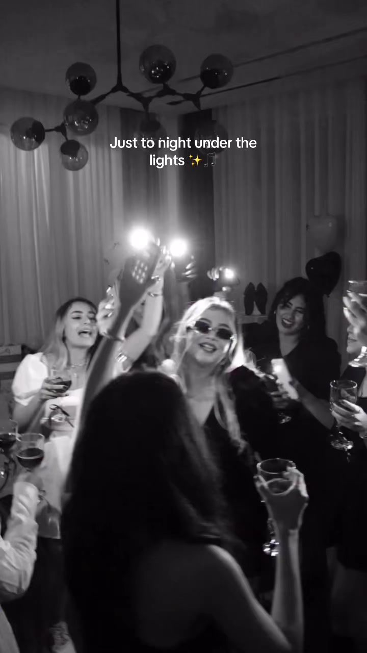 @Amore_v21 tunes🎶