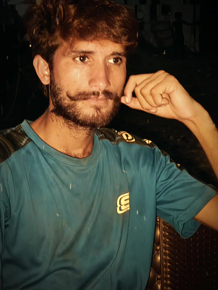@💫 محمد نبیل ریاض🚩