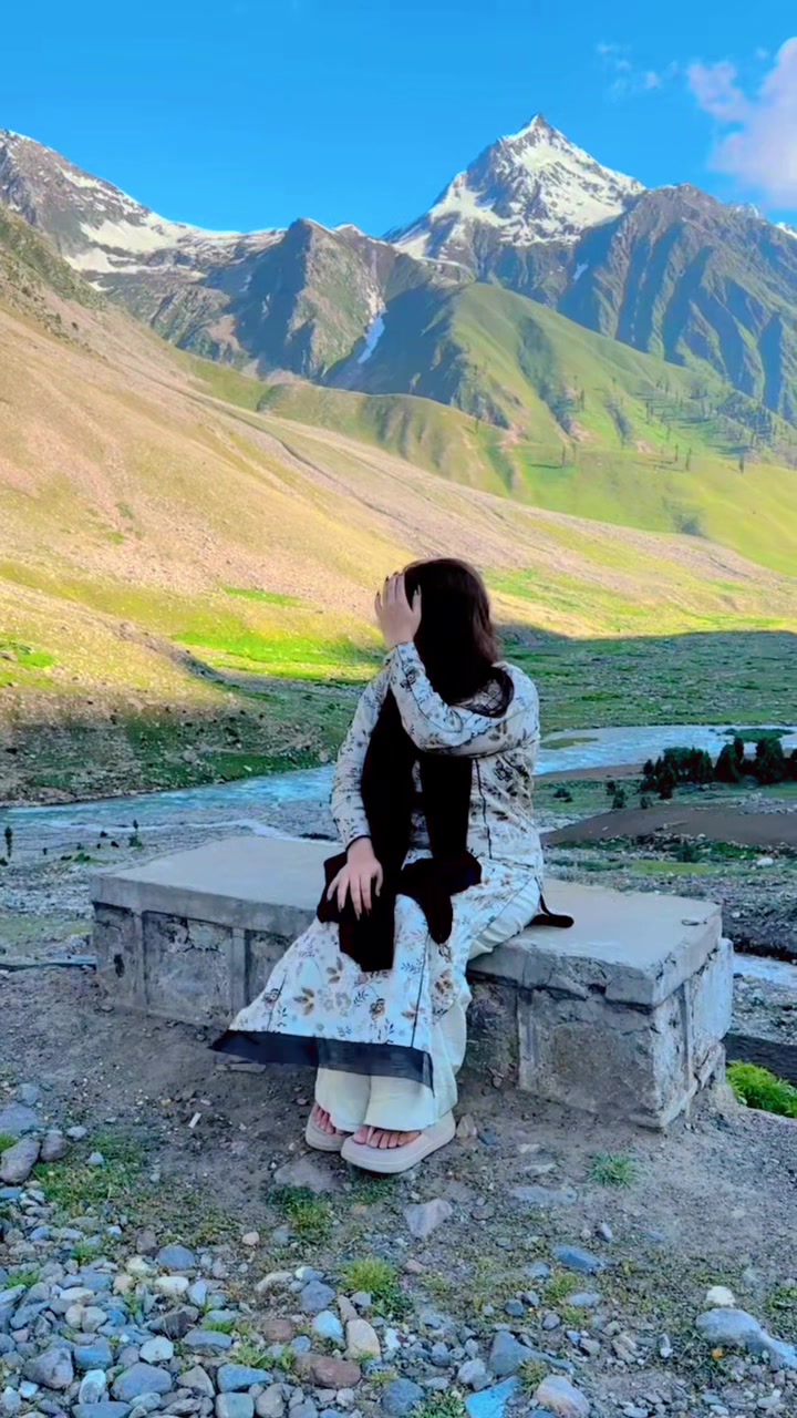 @Laibaqureshi🌸