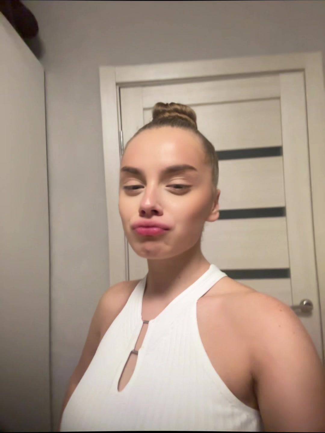 @unessa