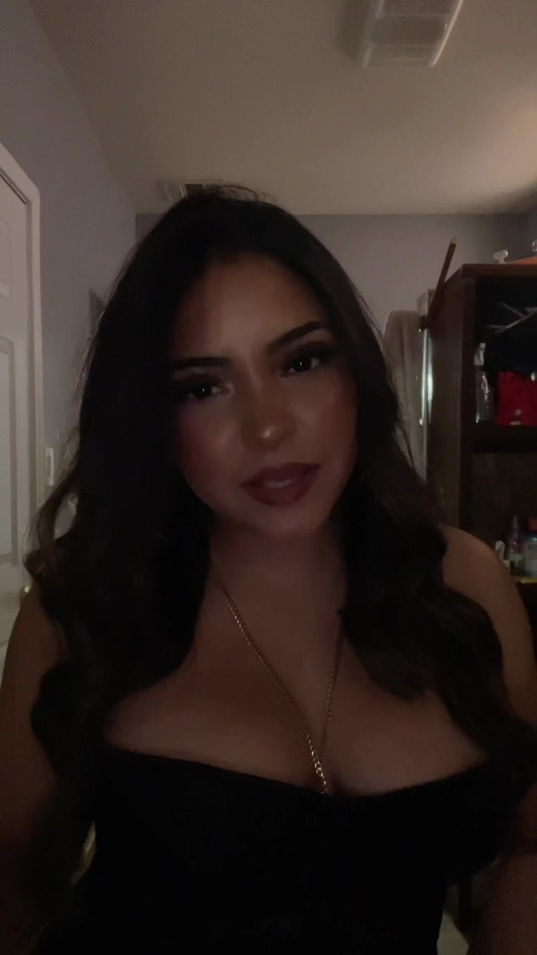 @Ana
