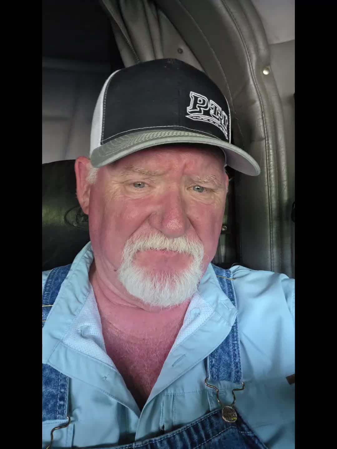 @BearTheVoice3 (Barry Mathews)