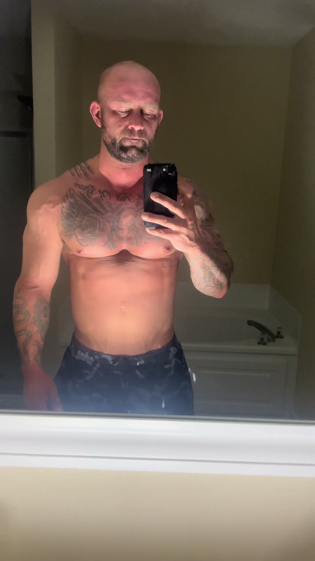 @richieswollerton