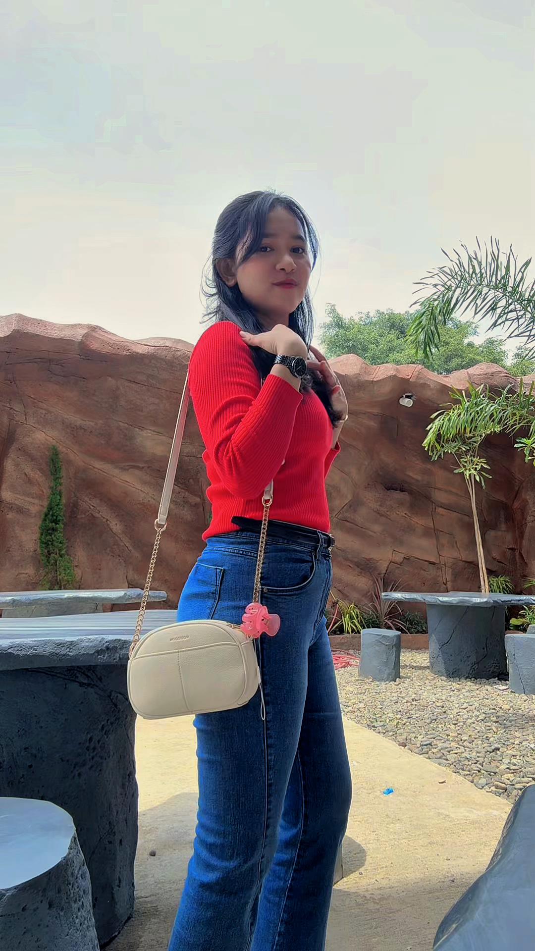 @Lenaaaaaaaaaa🌻