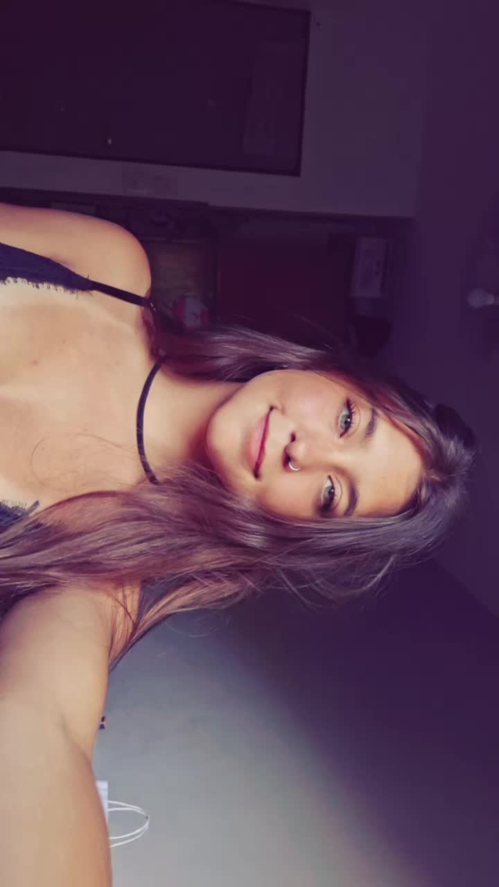 @moree •๐