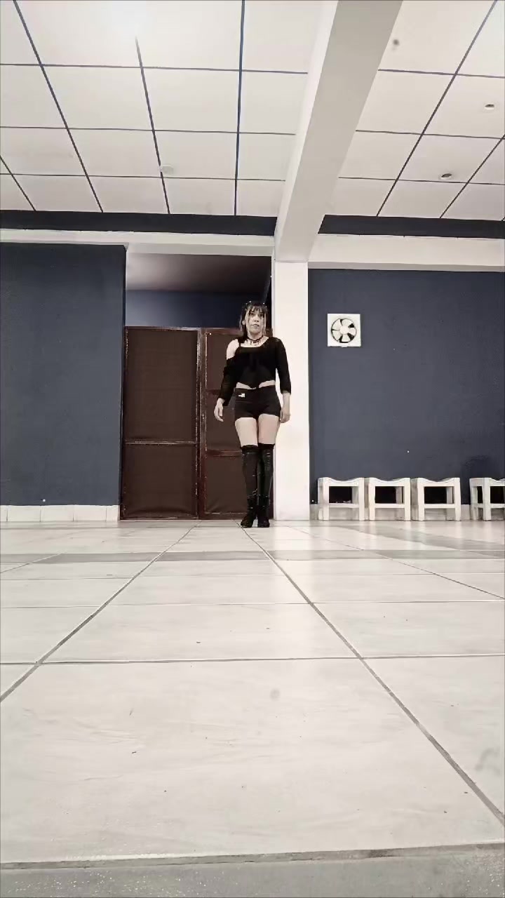 @AleMejiaDance