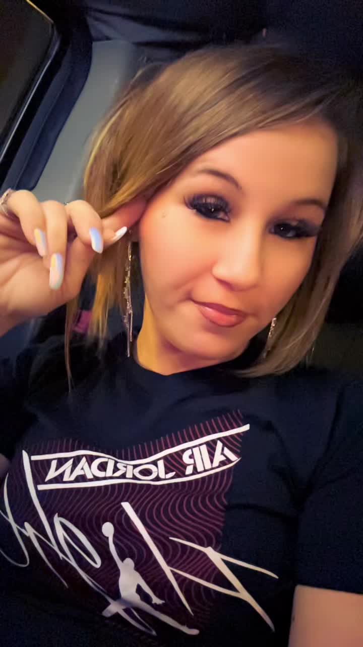 @🗣️ kayla 🫣