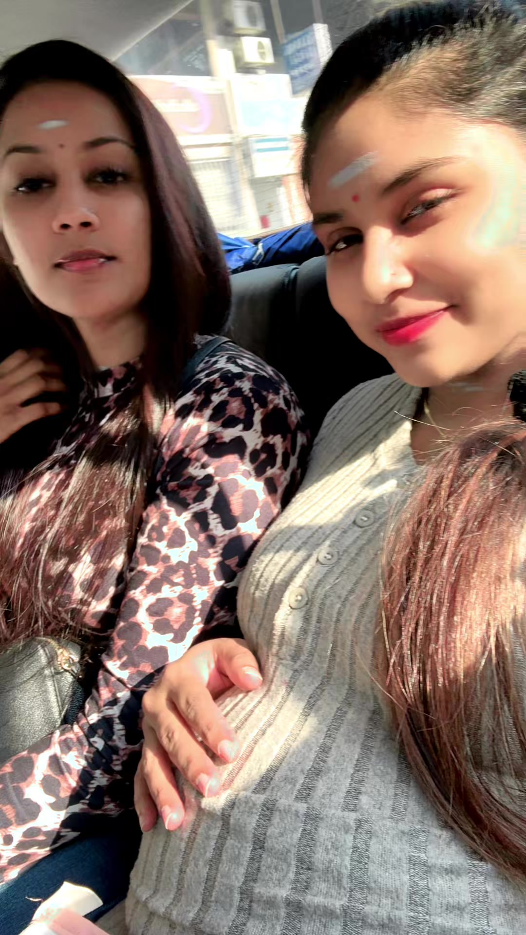 @$Loshna💫♥️