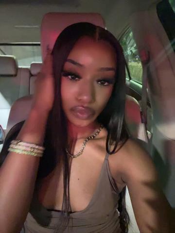 @Adaezeeeee
