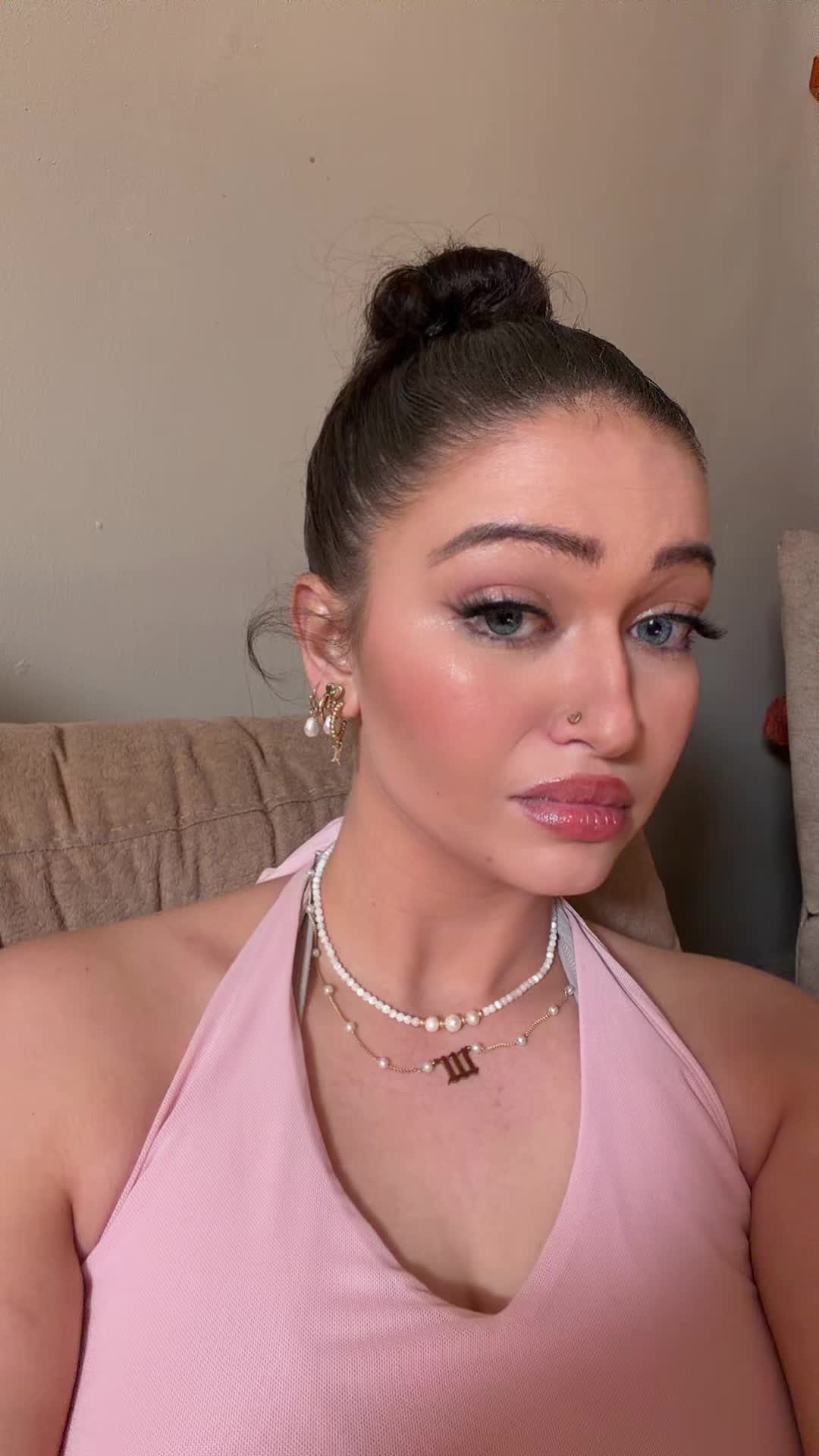 @Dela🌸🖤