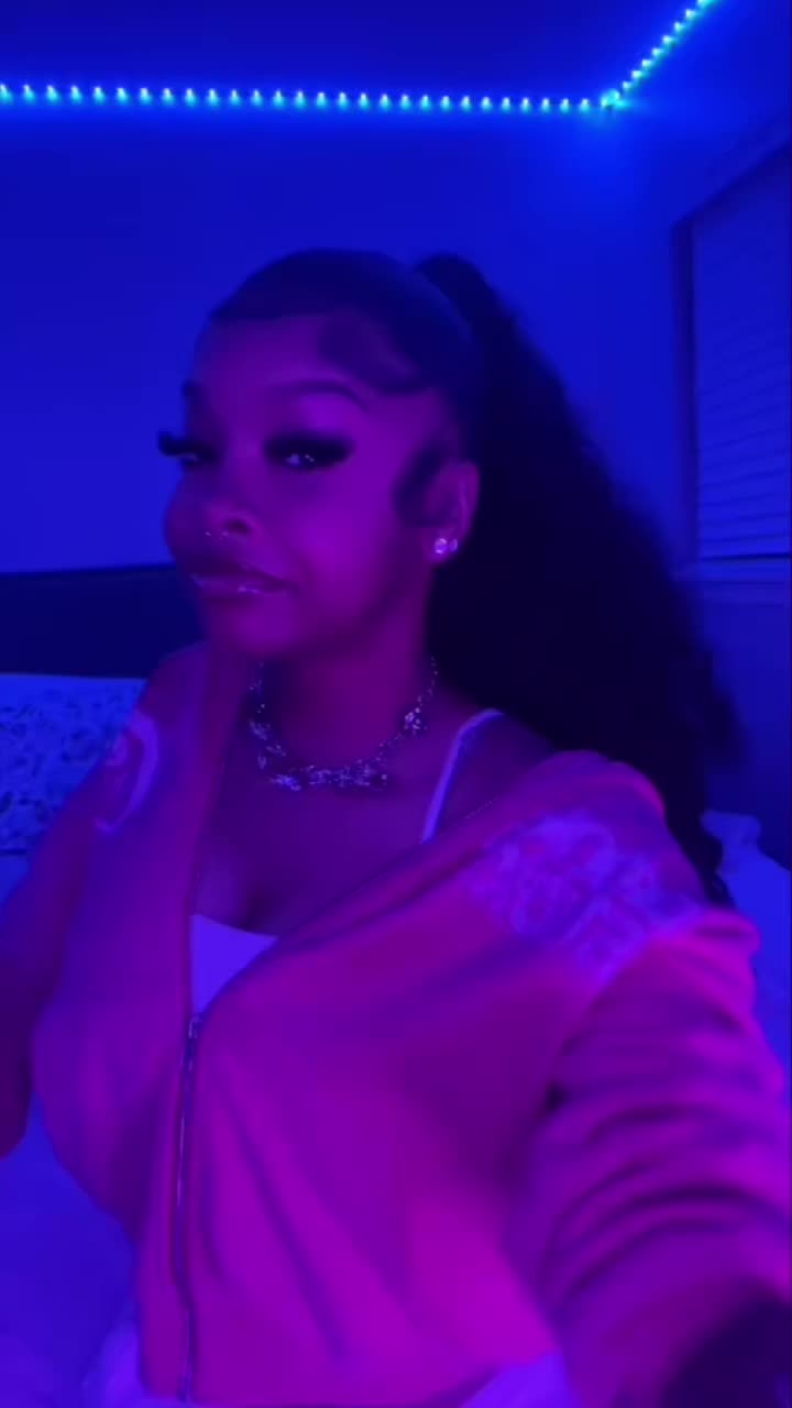 @oliviatianaa