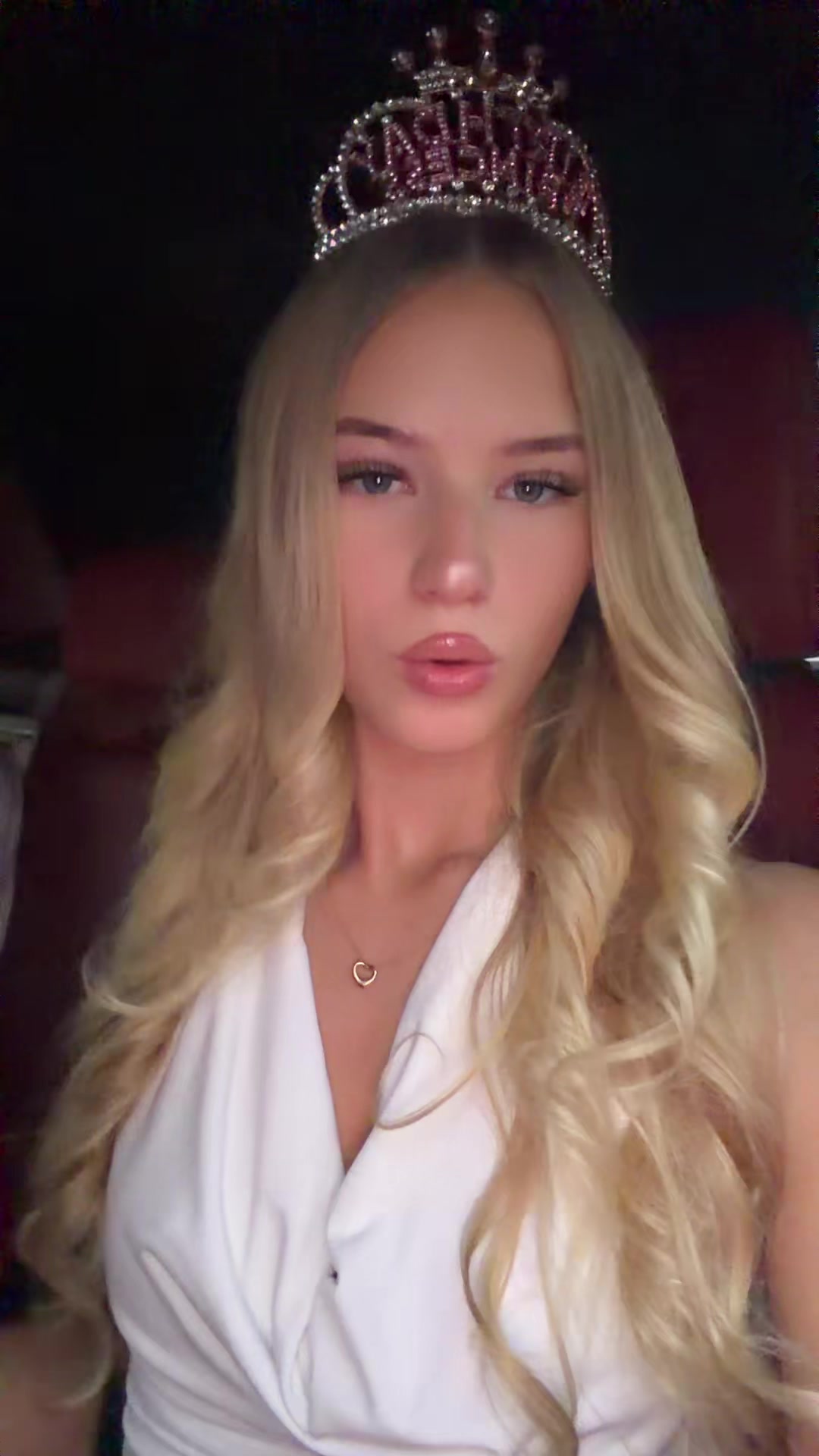@ТГК: пошлая блондинка