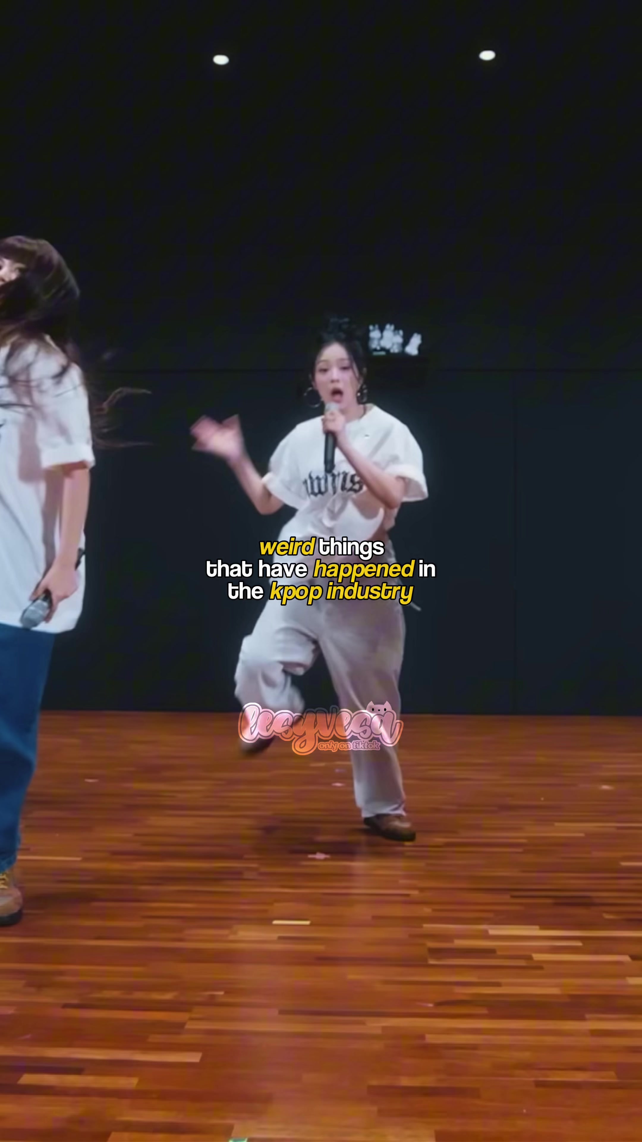 @𝐁𝐄𝐋𝐋𝐀 ୨ৎ