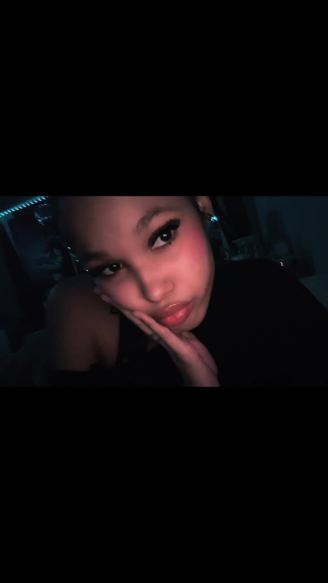 @アドリアンナ
