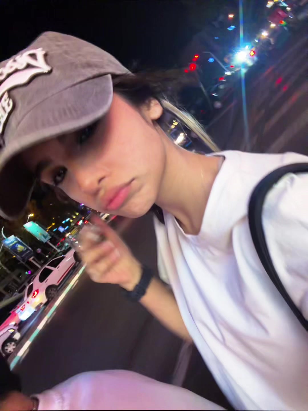 @neeg1n