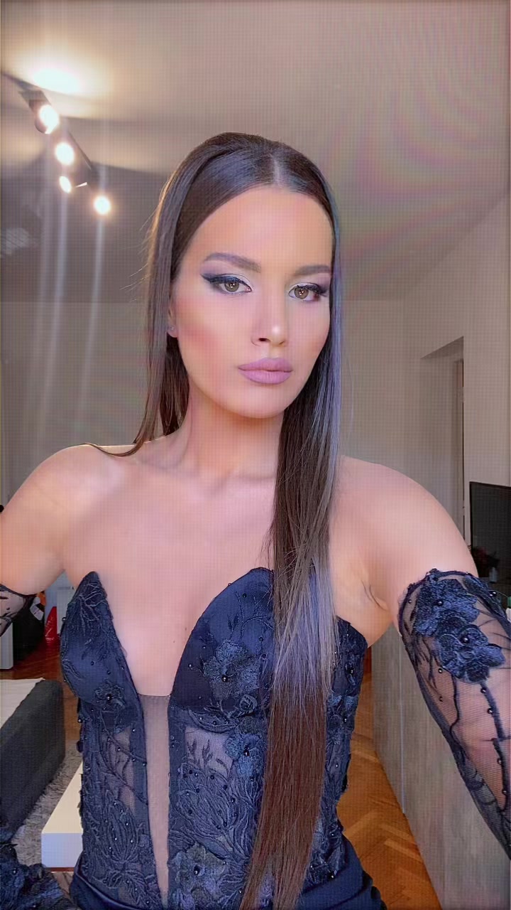 @elenaalazic