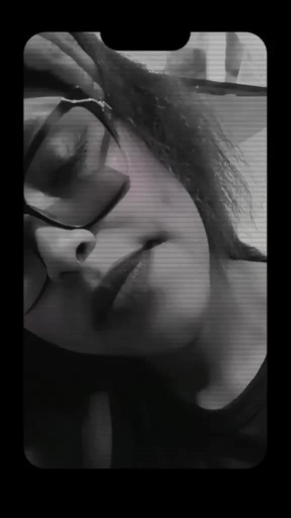 @🎧💔