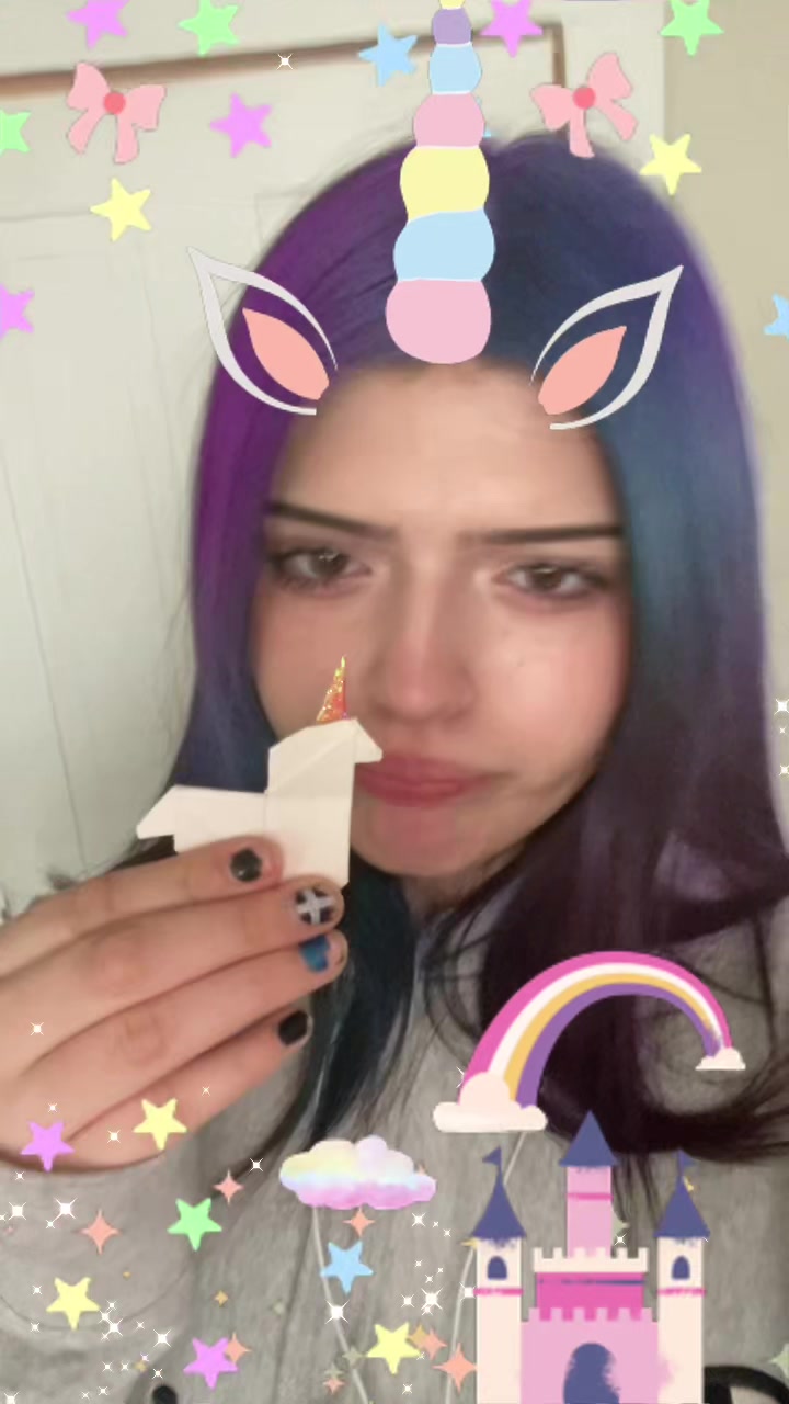 @S̶̭̳̏͒t̸̨͔̿ę̴̼̀f̷͕͝i̴̙̲͝🦄