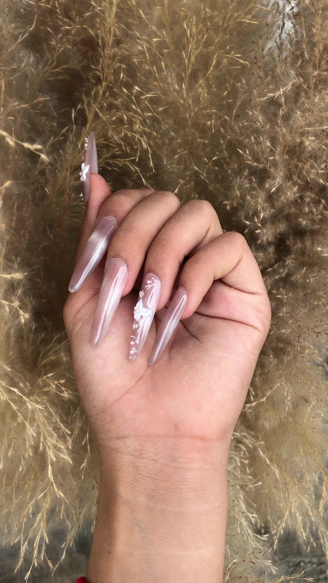 @JMhandmadepressonnails