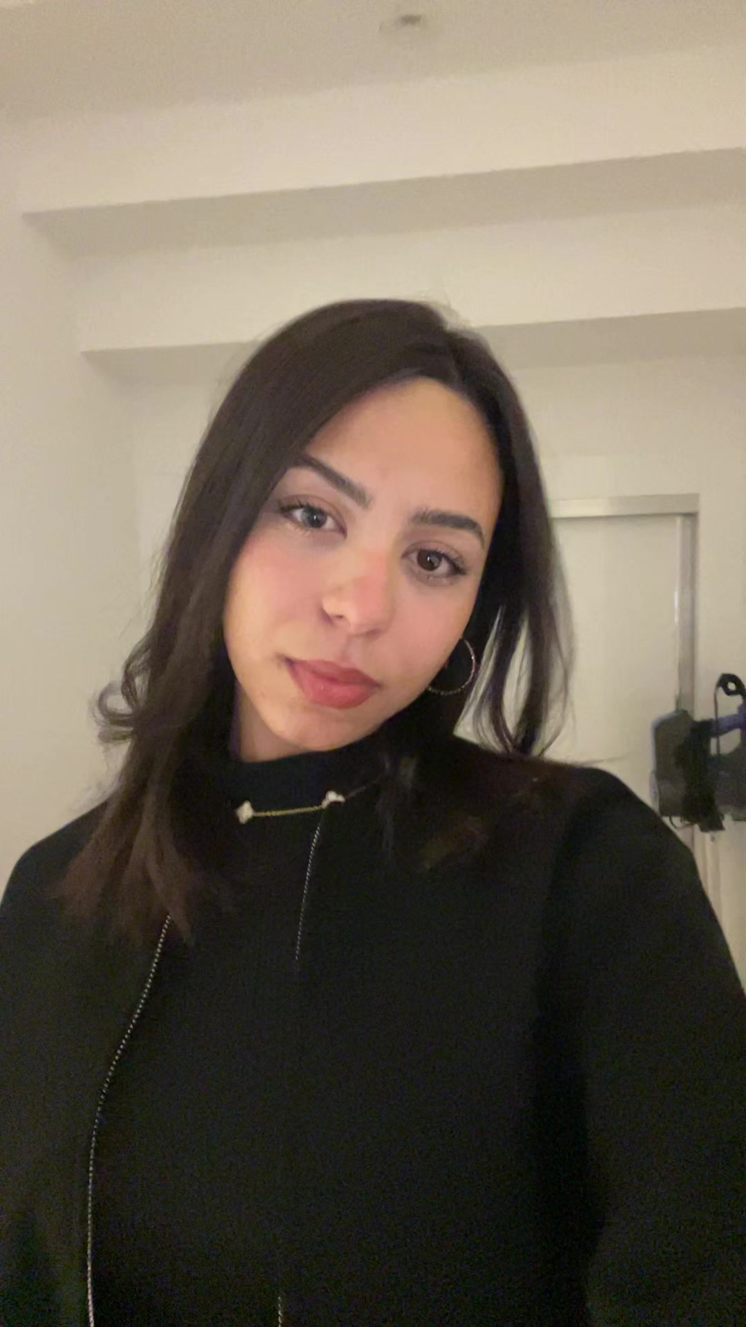 @M.