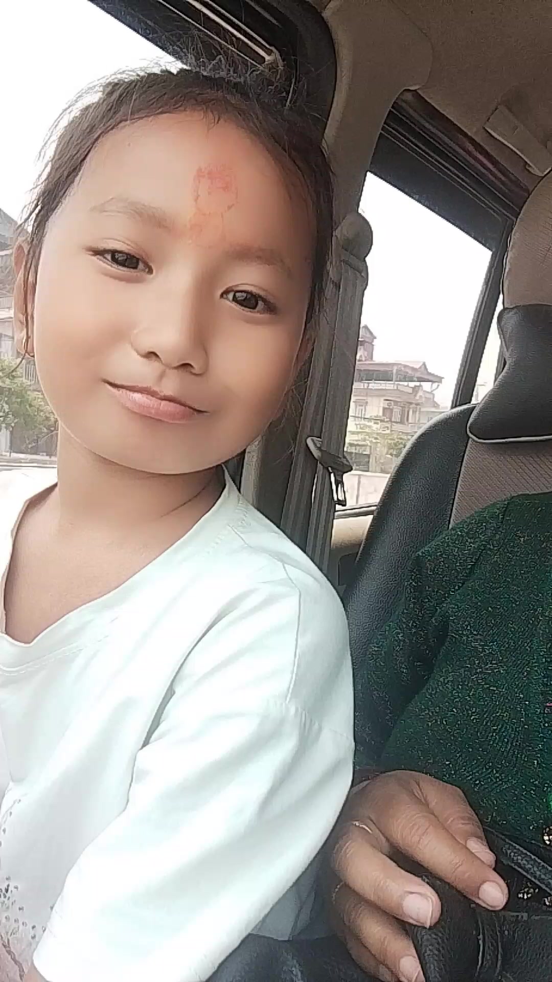 @ishika_thapa(•‿•)