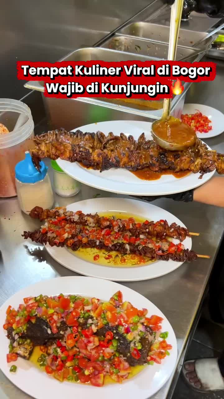 @Ade Rahmat Kuliner &bull; BOGOR