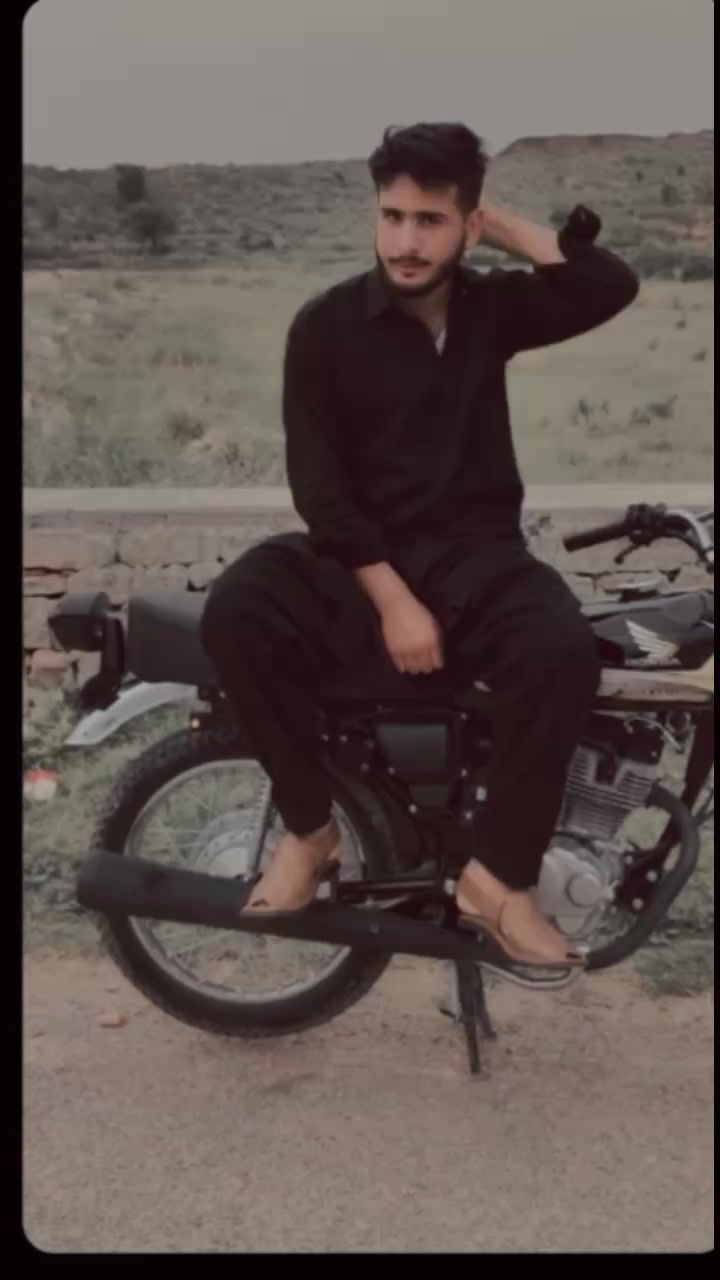 @قصہ مختصر💫💫