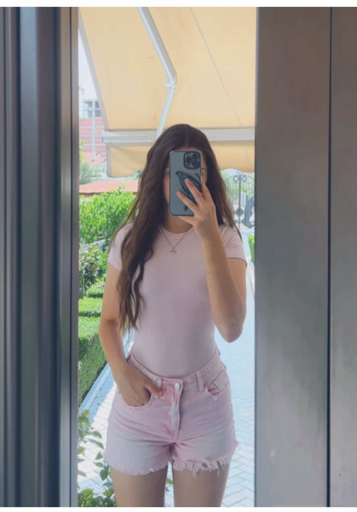 @uriaa