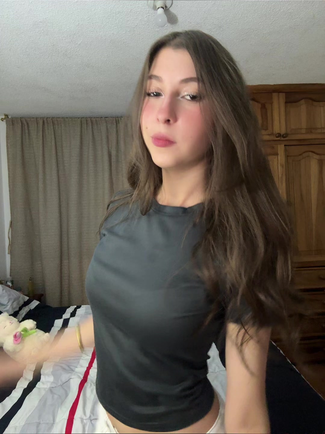 @Valentina