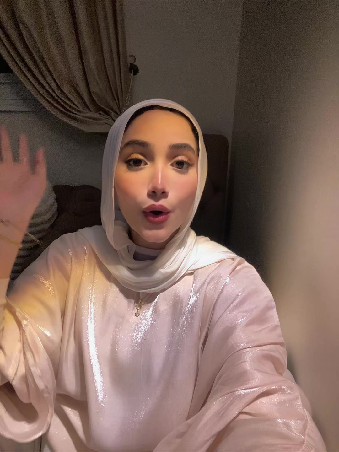 @آَيــَـة