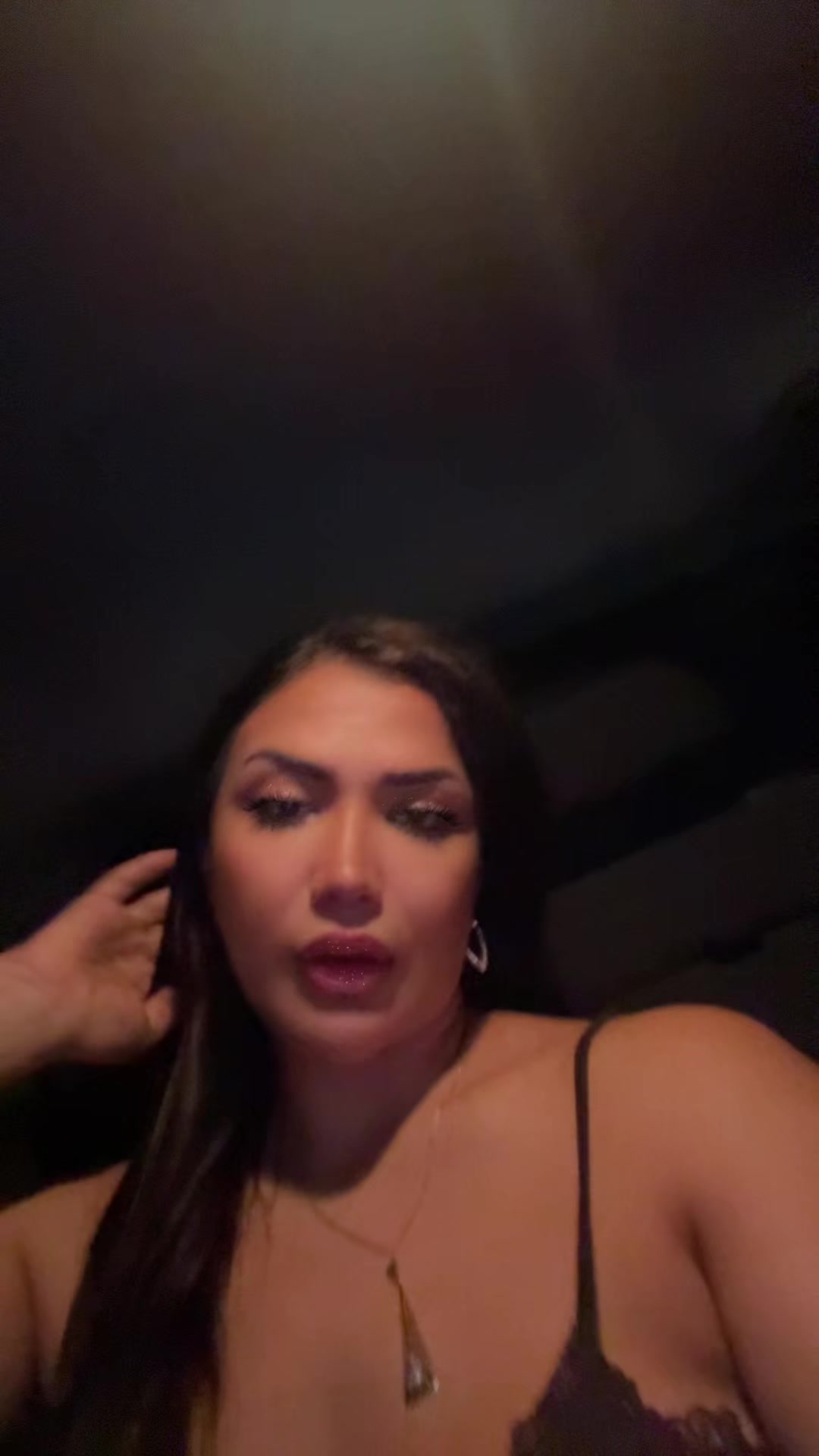 @Mahsa__eyr