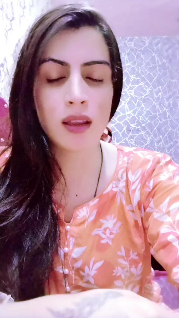 @nainakashaamiri