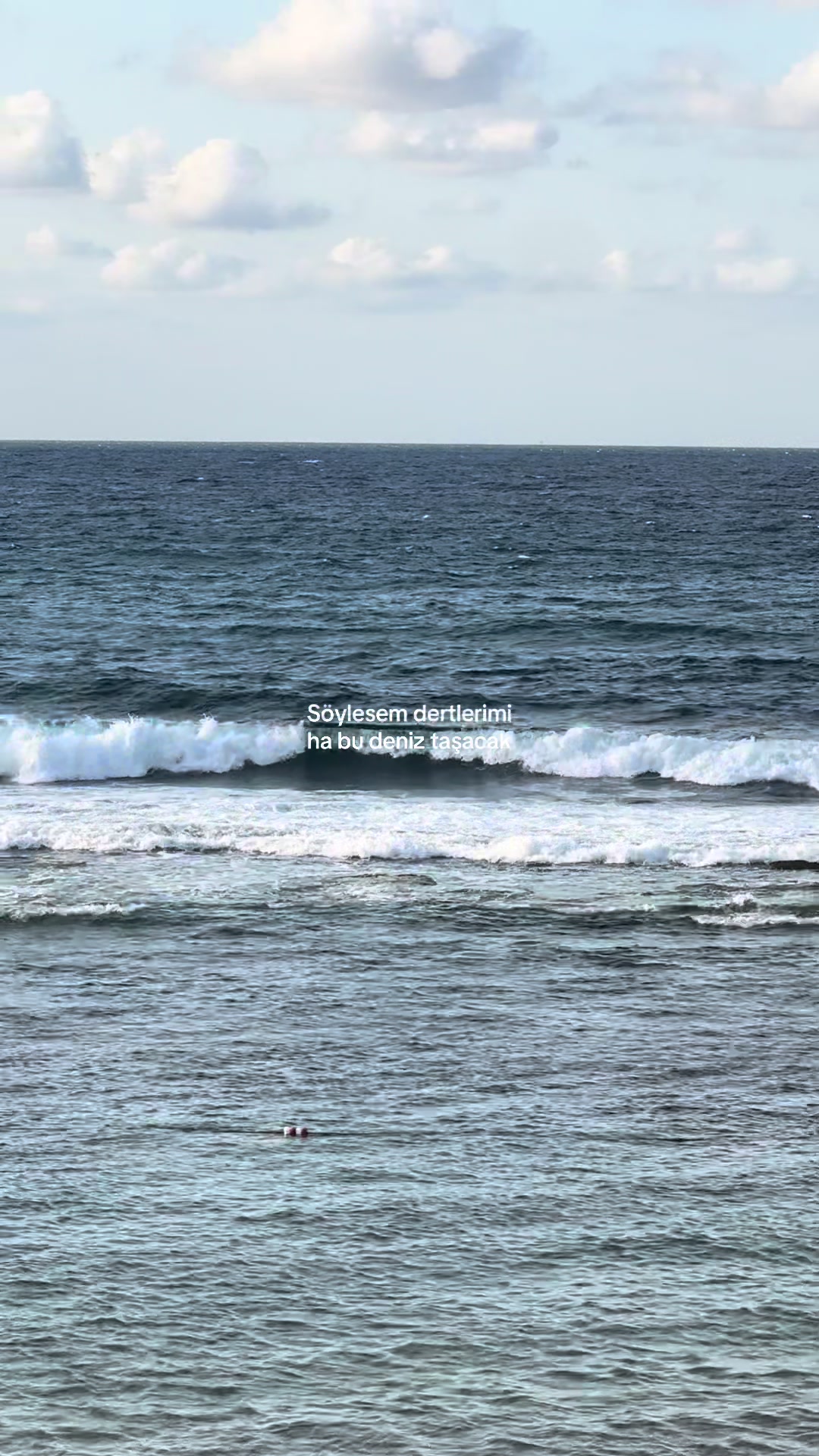 @𝐿𝑜𝑜𝓀 𝒜𝓉 𝒯𝒽𝑒 𝒮𝓀𝓎