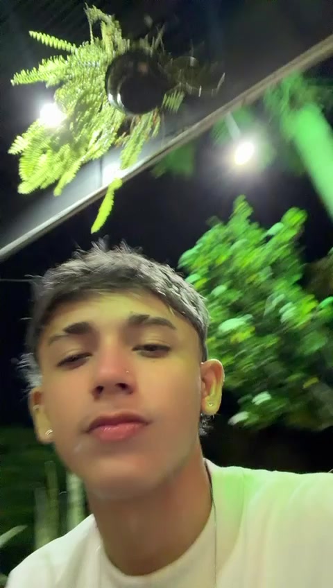 @Gabriel 👄