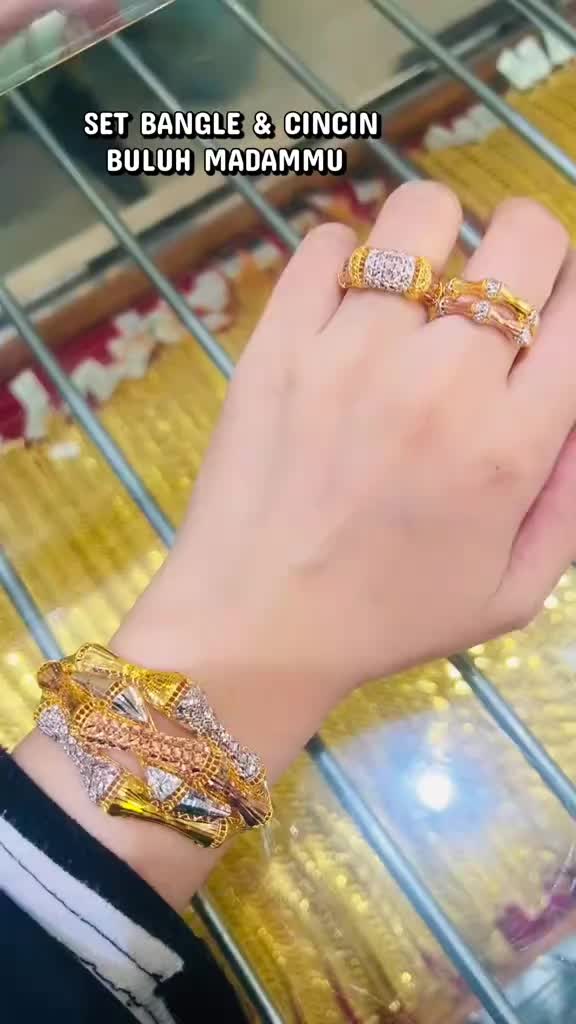 @Syafira Eira