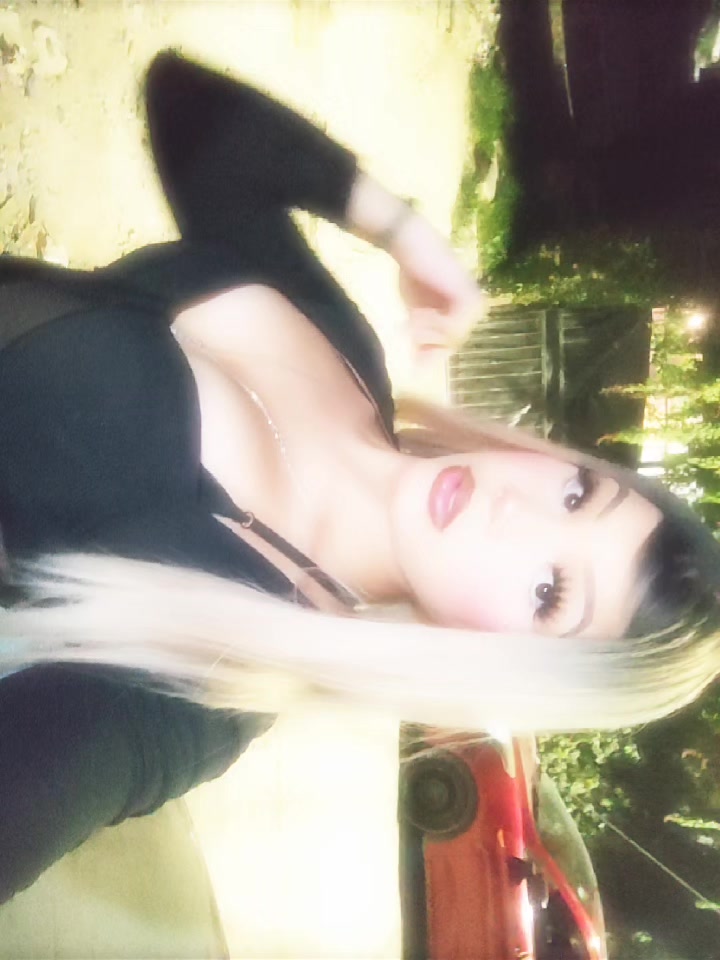 @DEVANI🎀