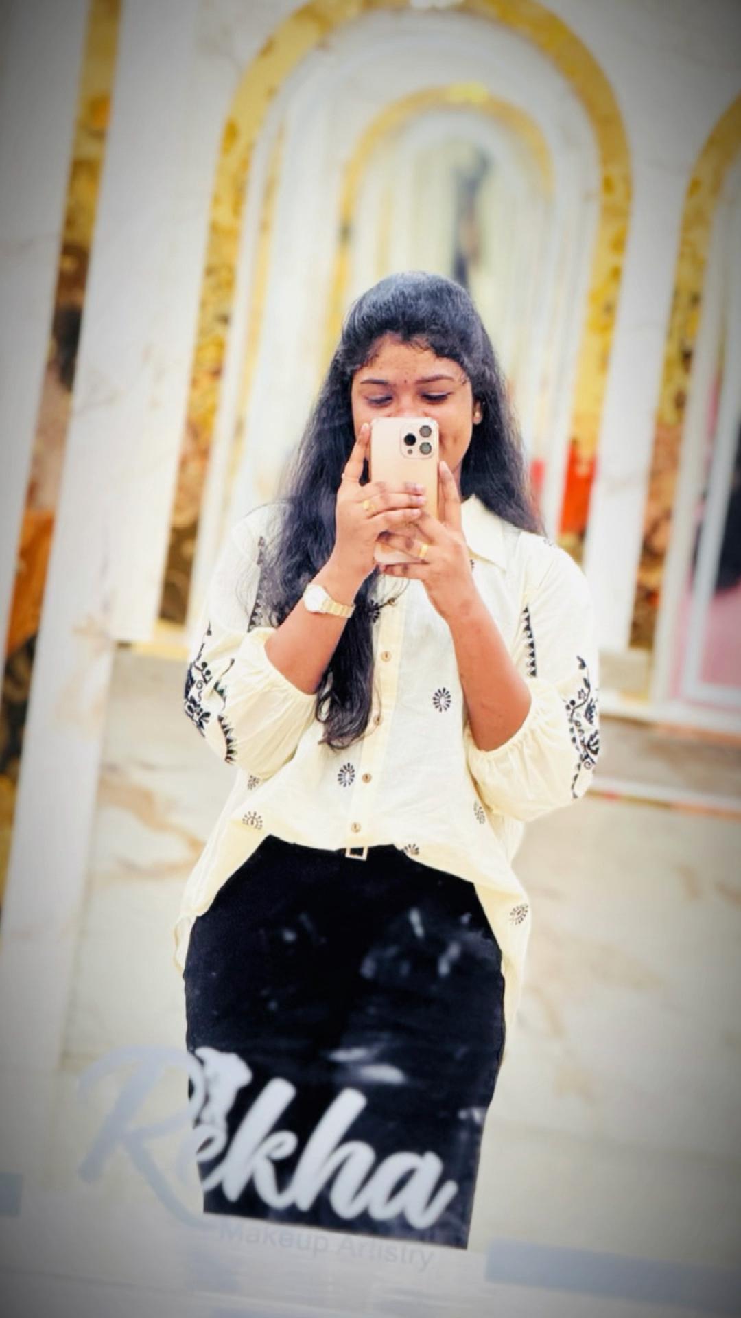 @நிஷா..