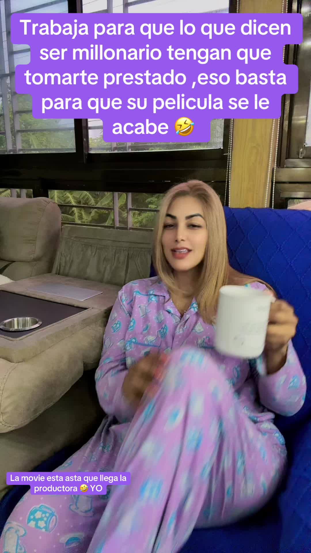 @Adelinaunika