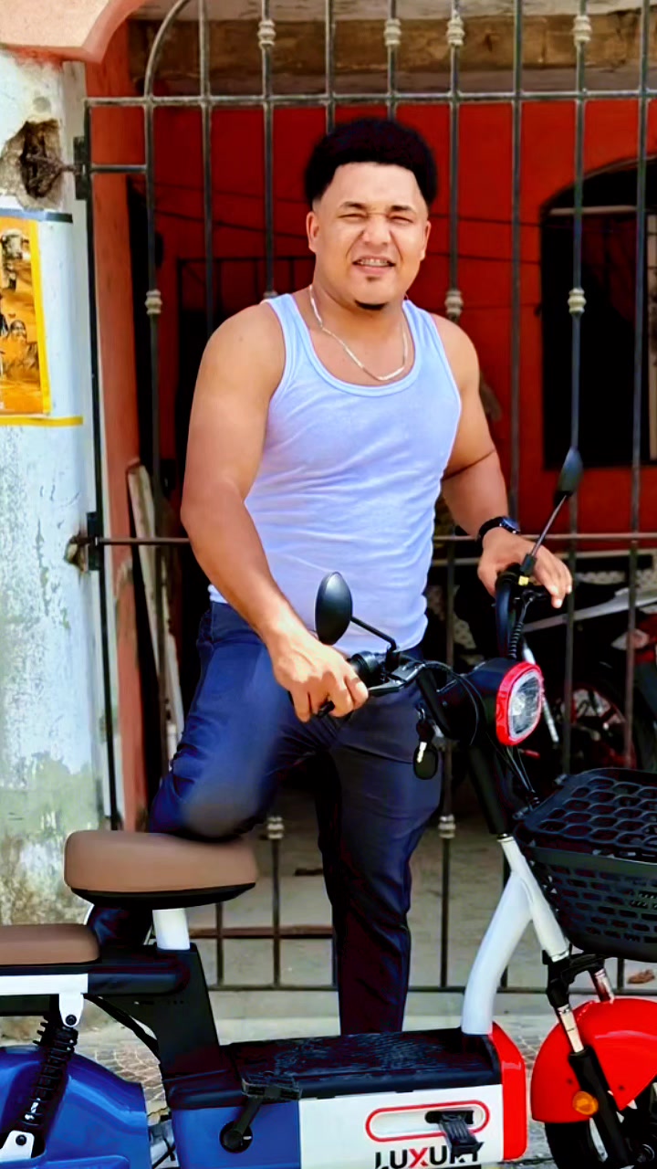 @afticano_comibario