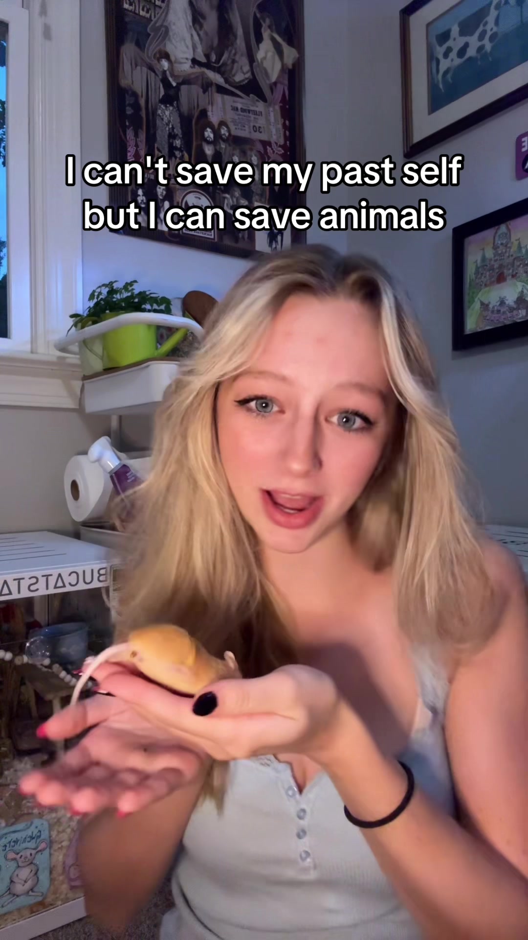 @thatweirdanimalgirl