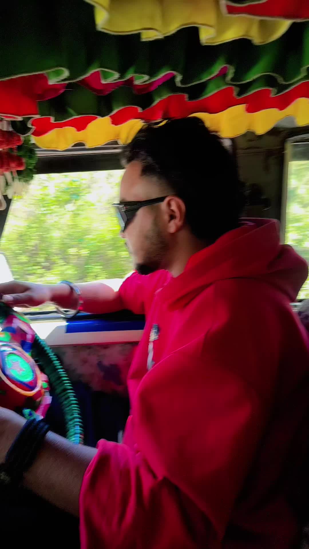 @Kazi👑🏹[ जय श्री राम]
