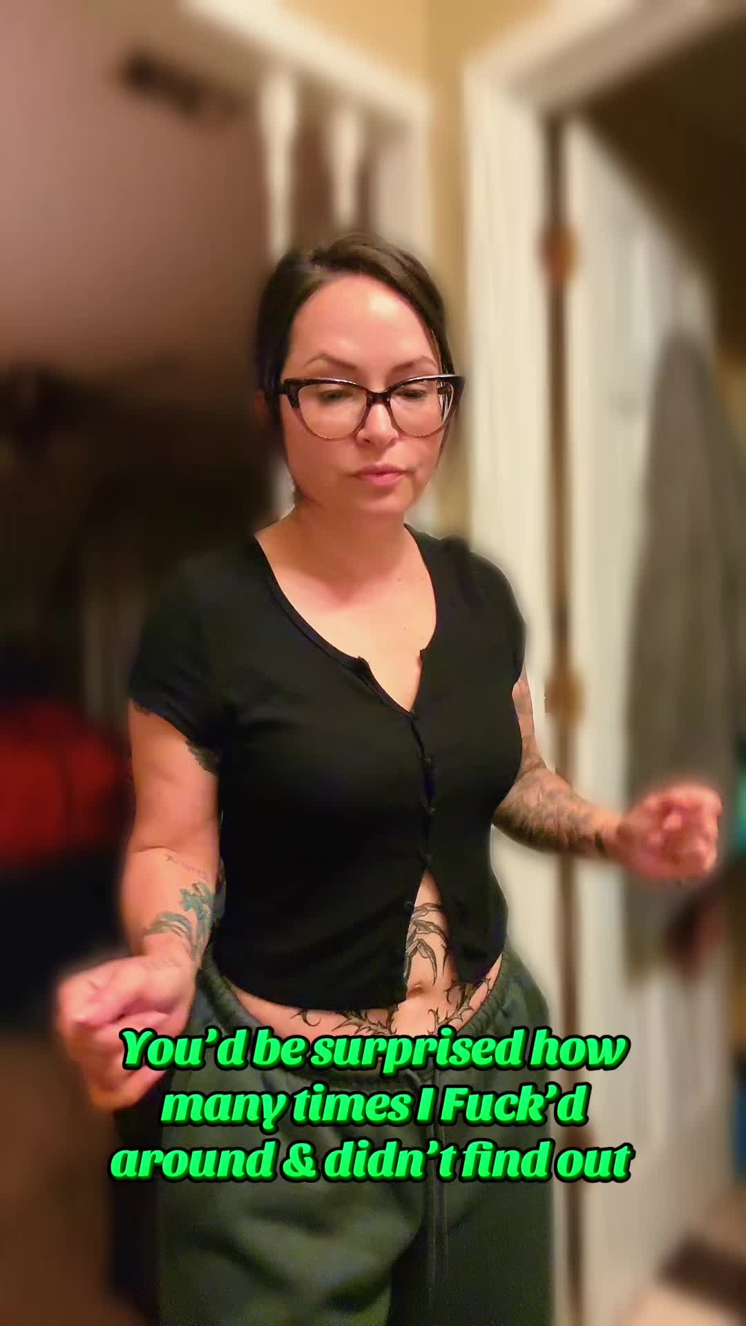 @ink&rsquo;d_office_chick