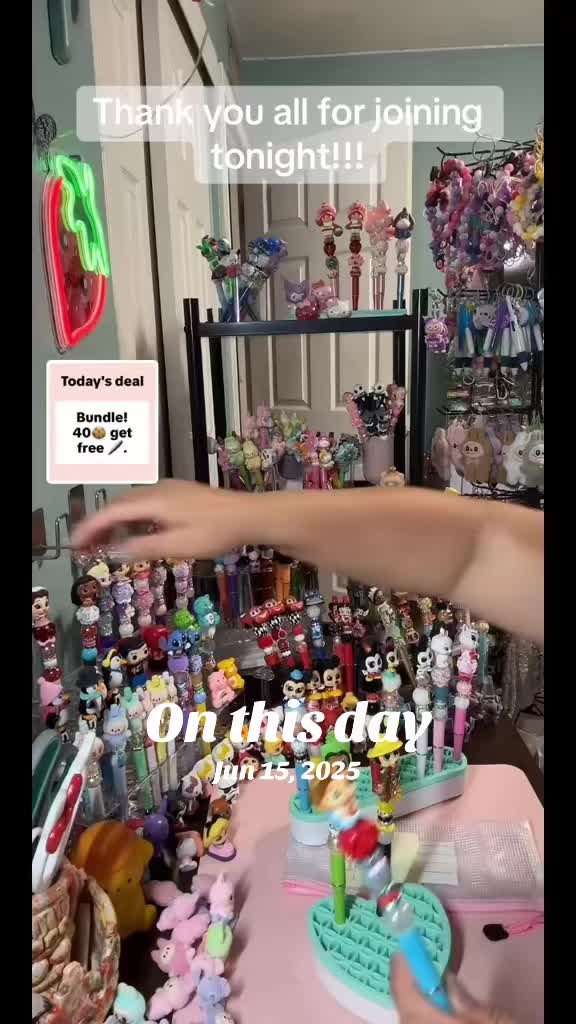 @Leidis Creations 1