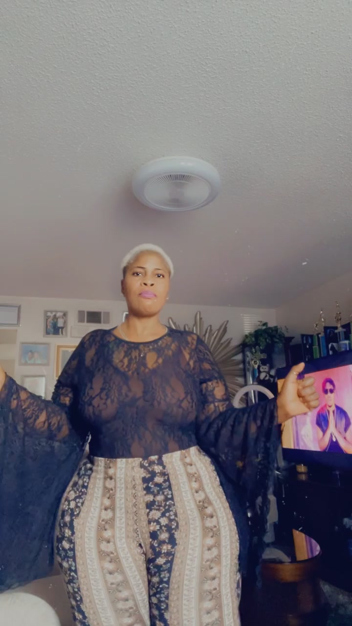 @Vicky&ensp;🙏🏾💕💃🏾🇺🇸