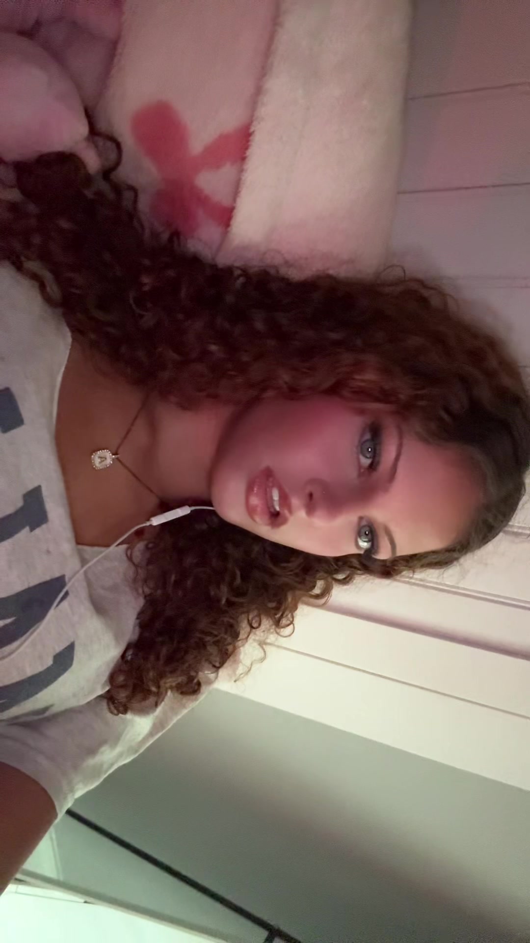 @AnnaliseAcevedo
