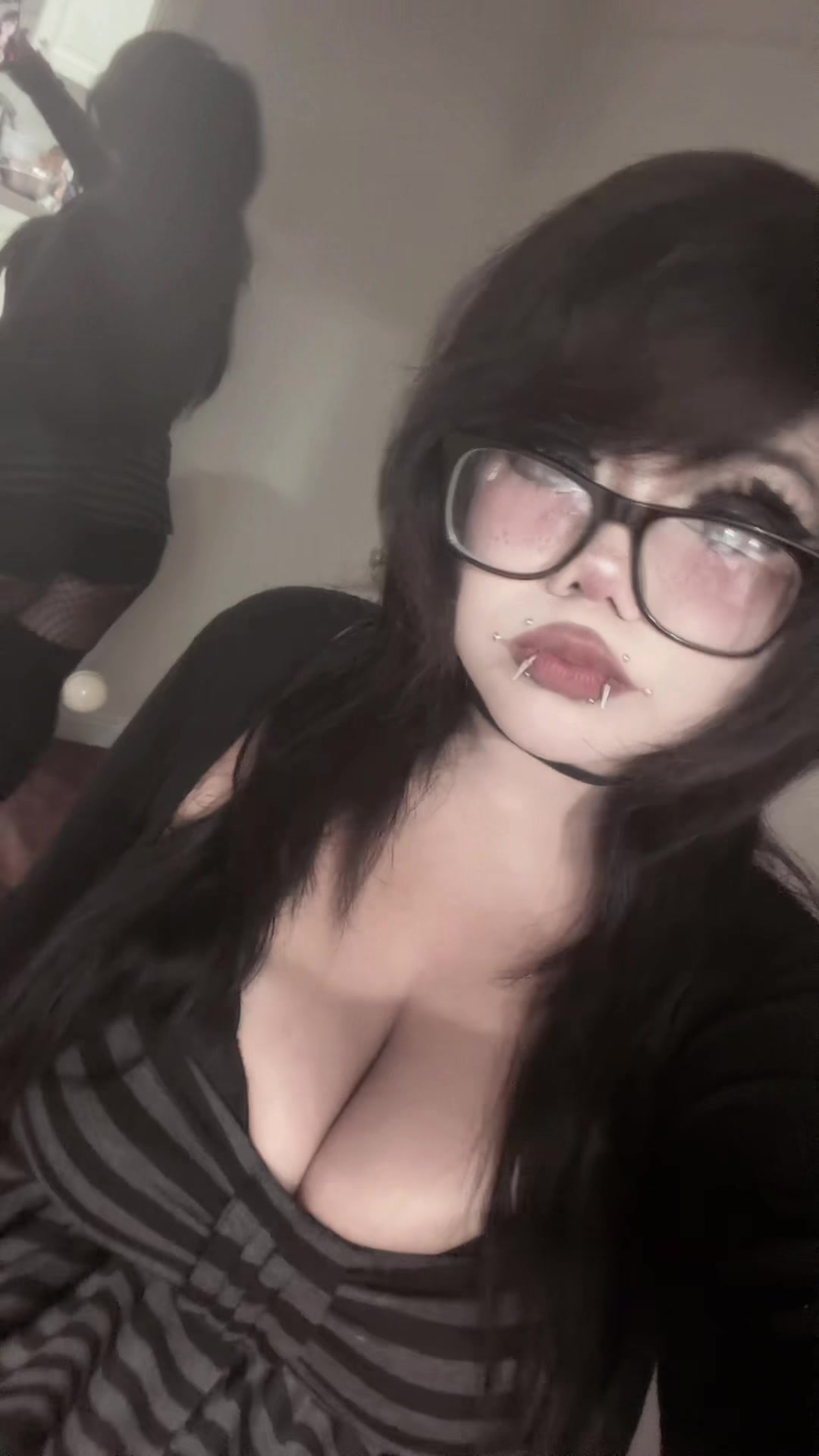 @(•˕ •マ.ᐟ