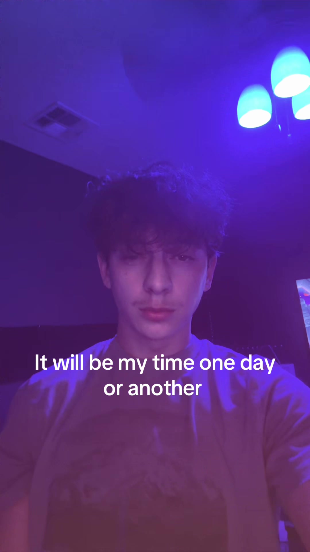 @6undr