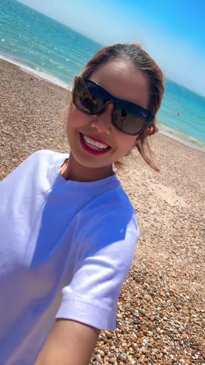 @Amrita Bhagat🇬🇧🇬🇧🇬🇧