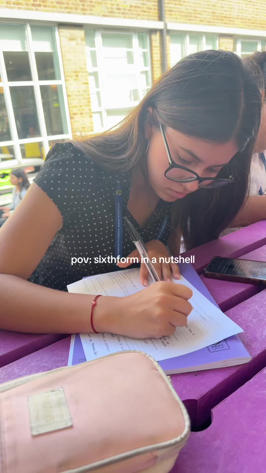 @mo